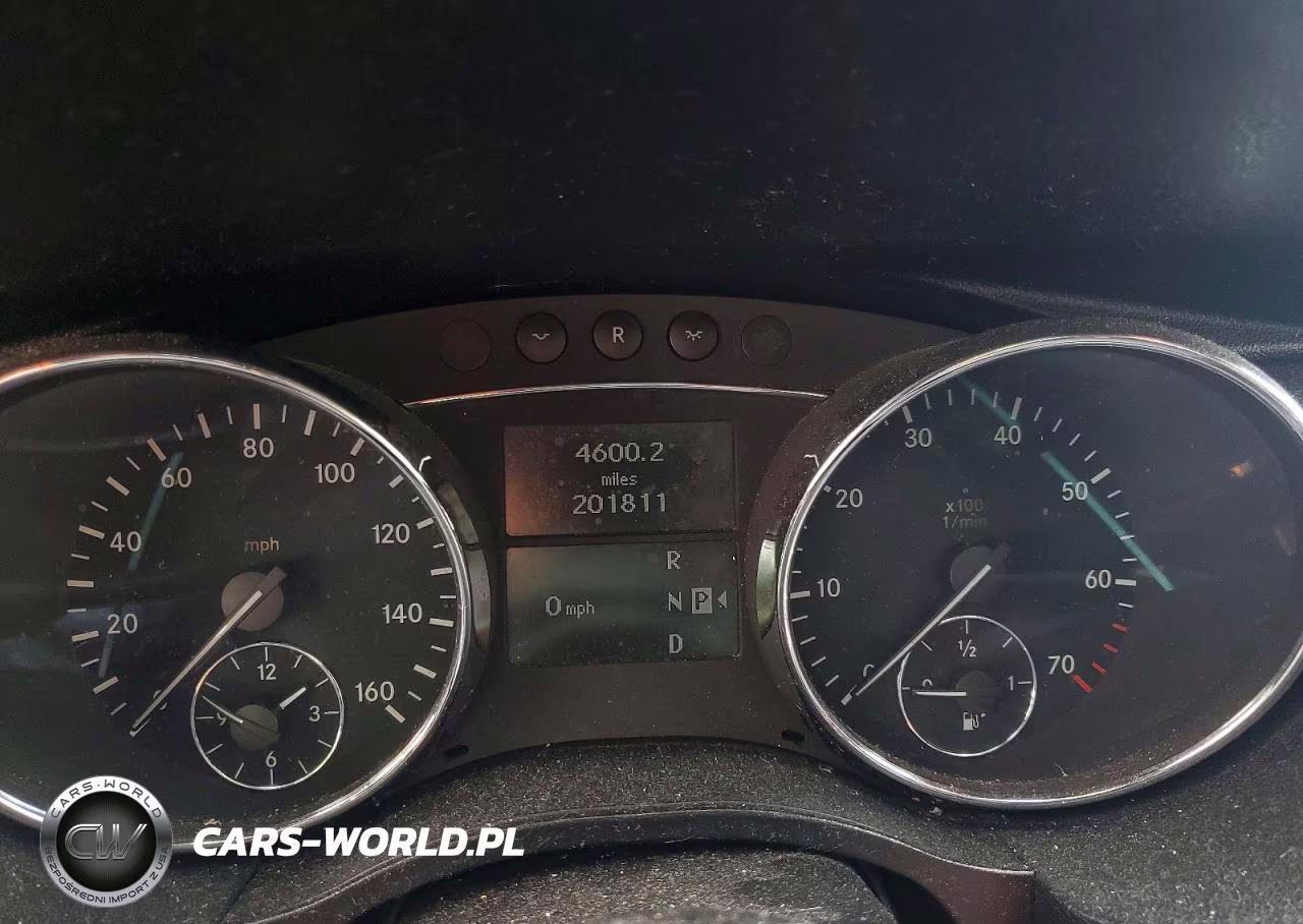 2006 Mercedes-Benz R 500 VIN:4JGCB75E06A025130 - 9