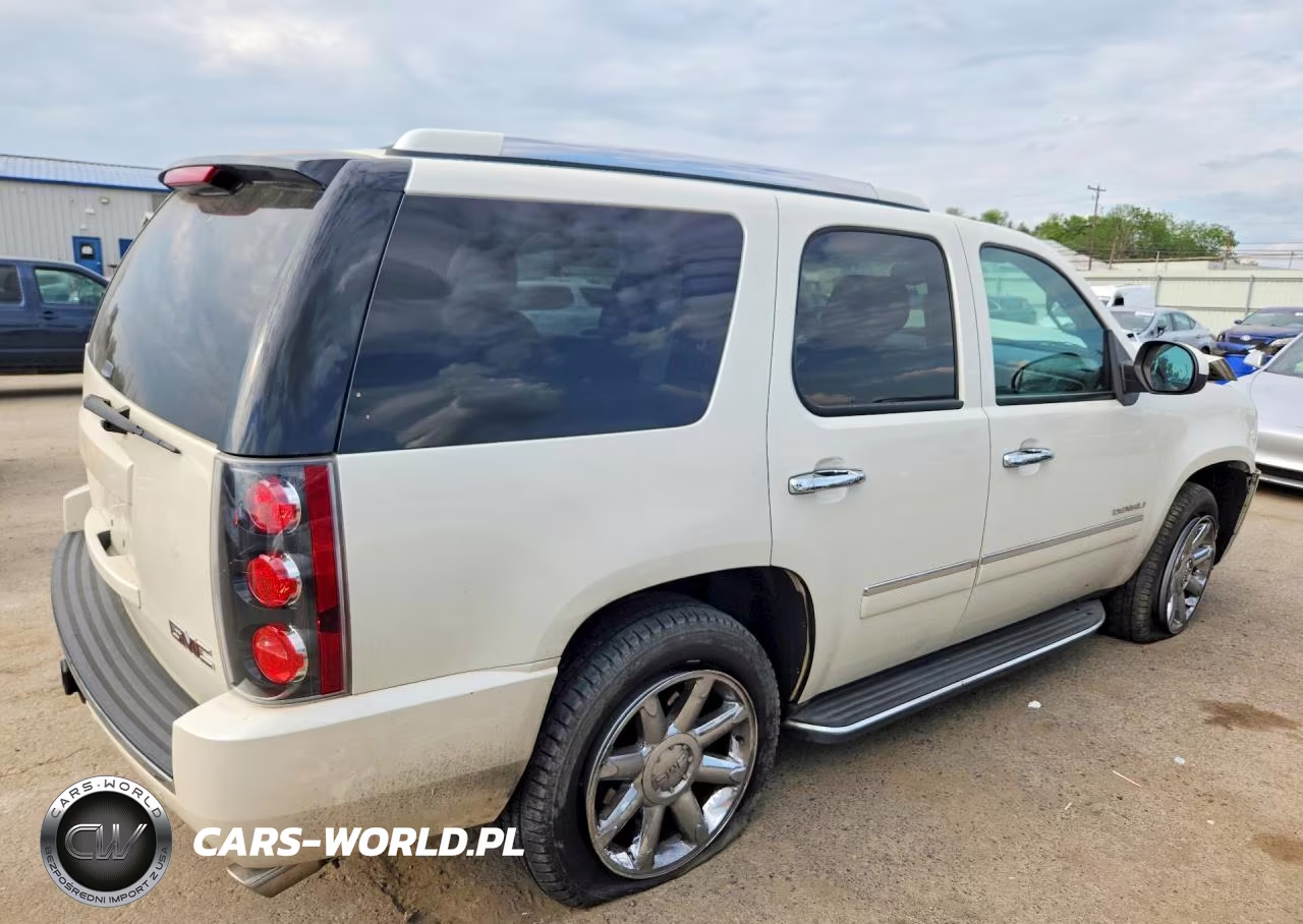 2014 GMC Yukon Denali VIN:1GKS2EEF0ER227693 - 3