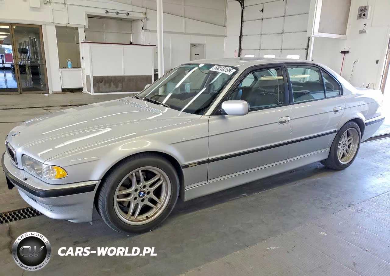 2001 BMW 740