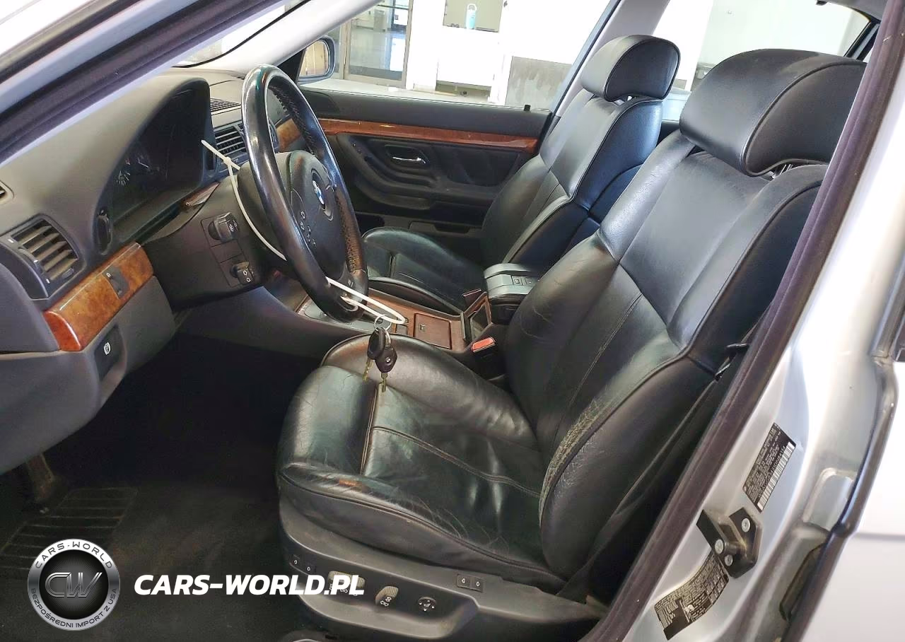 2001 BMW 740 VIN:WBAGG83431DN84134 - 7