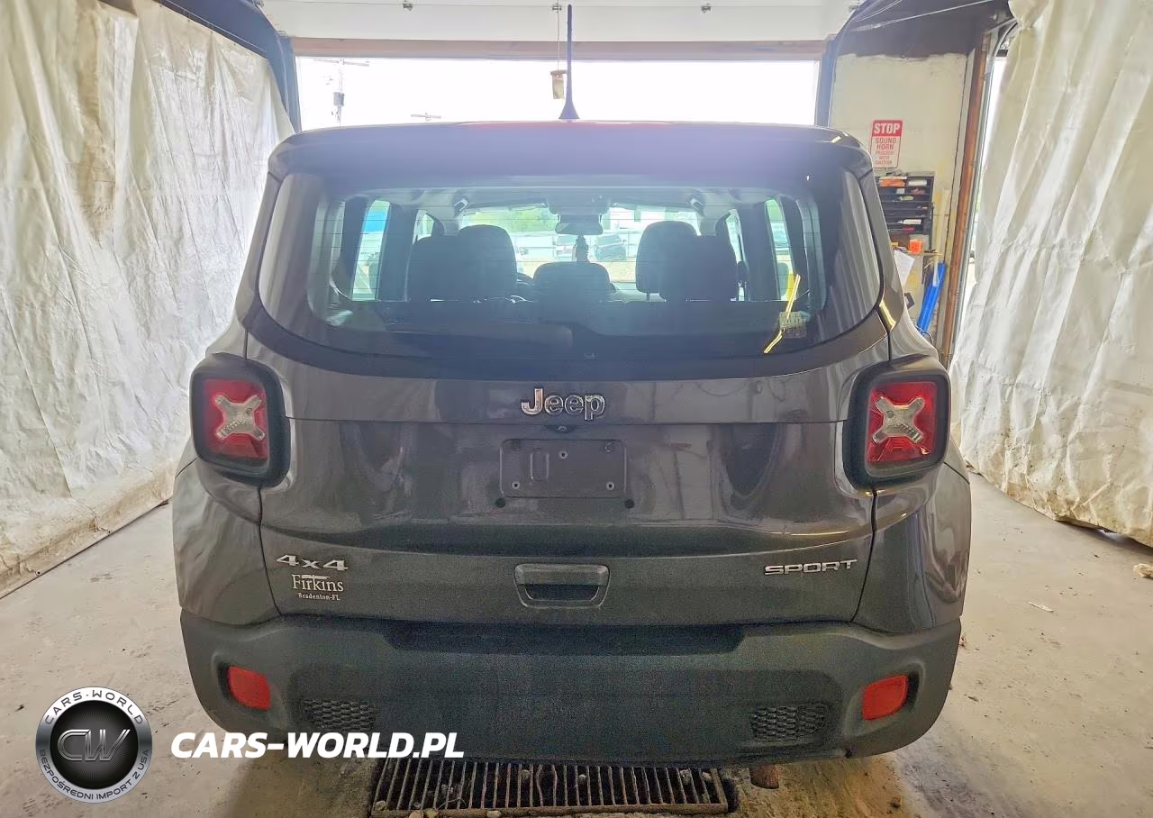 2018 Jeep Renegade Sport VIN:ZACCJBAB8JPH65782 - 6