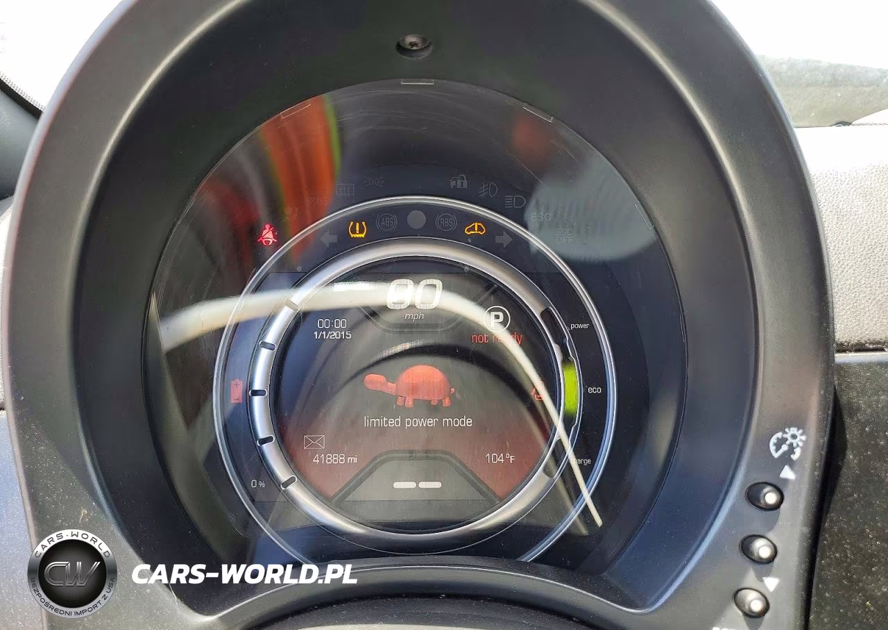 2017 Fiat 500 Electric VIN:3C3CFFGE1HT514118 - 9