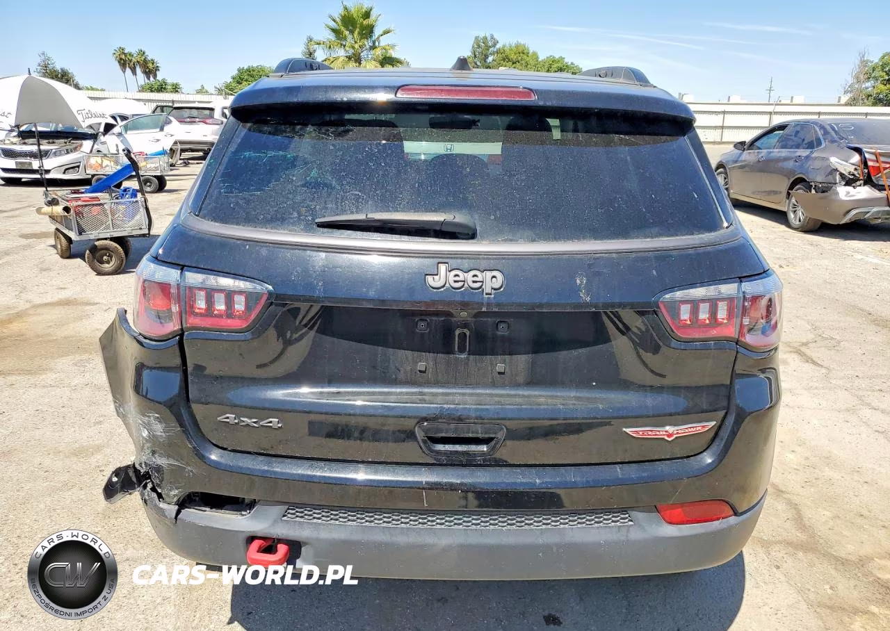 2020 Jeep Compass Trailhawk VIN:3C4NJDDB0LT246155 - 6