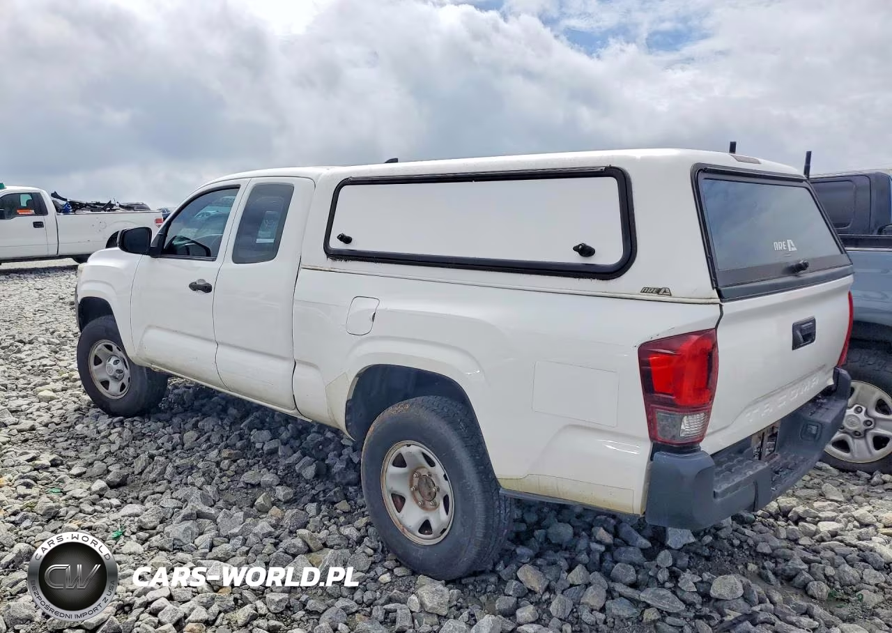 2018 Toyota Tacoma Sr VIN:5TFRX5GN8JX125211 - 2