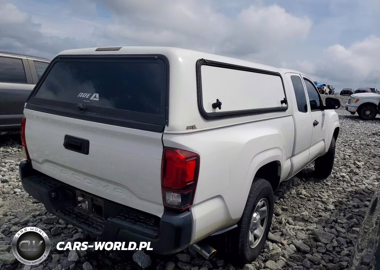 2018 Toyota Tacoma Sr VIN:5TFRX5GN8JX125211 - 3