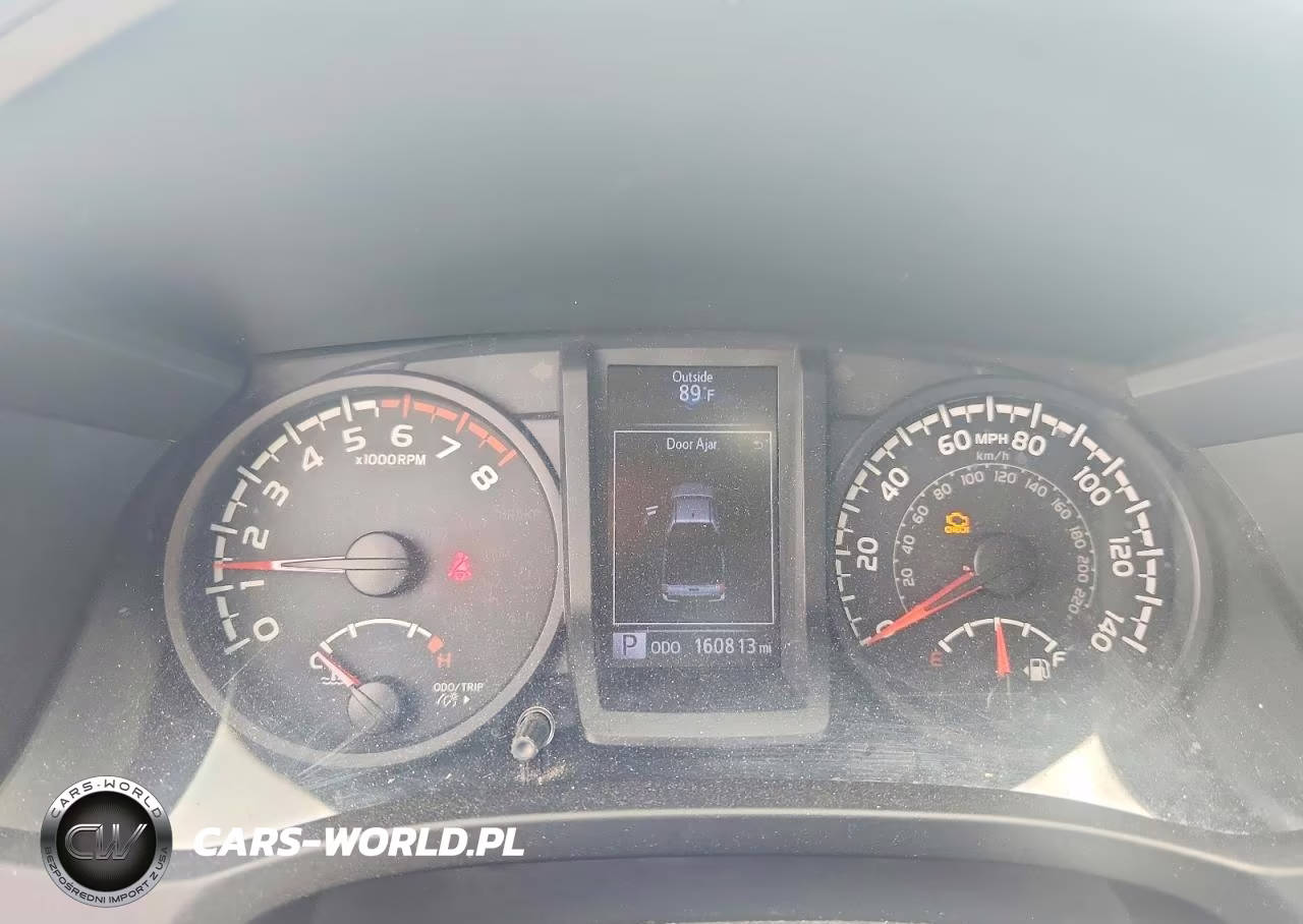 2018 Toyota Tacoma Sr VIN:5TFRX5GN8JX125211 - 9