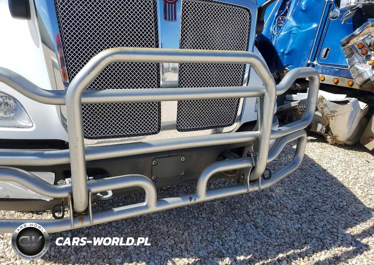 2016 Kenworth T680 Semi Truck VIN:1XKYD49X1GJ496756 - 9