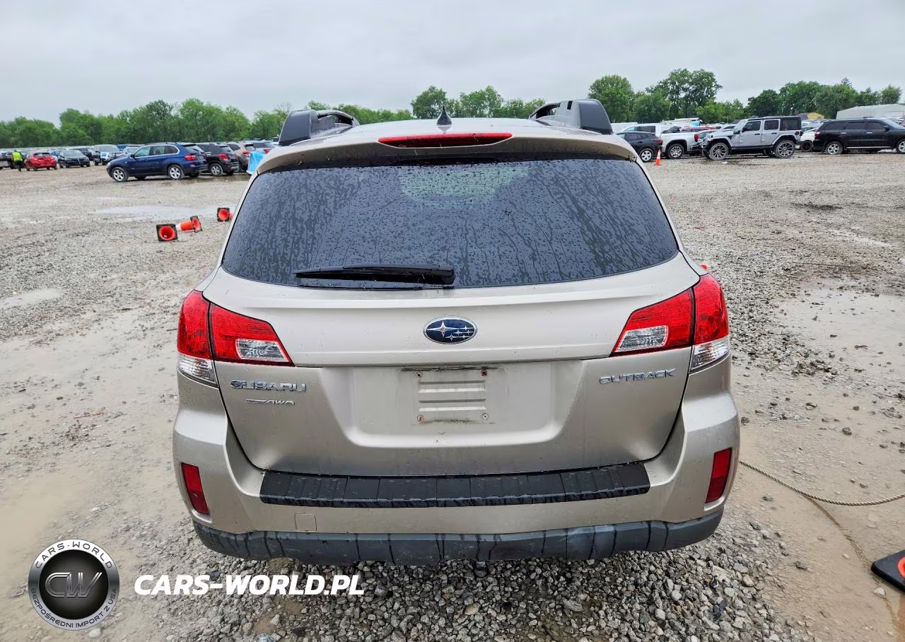 2014 Subaru Outback 2.5I Premium VIN:4S4BRCCC5E3205532 - 6