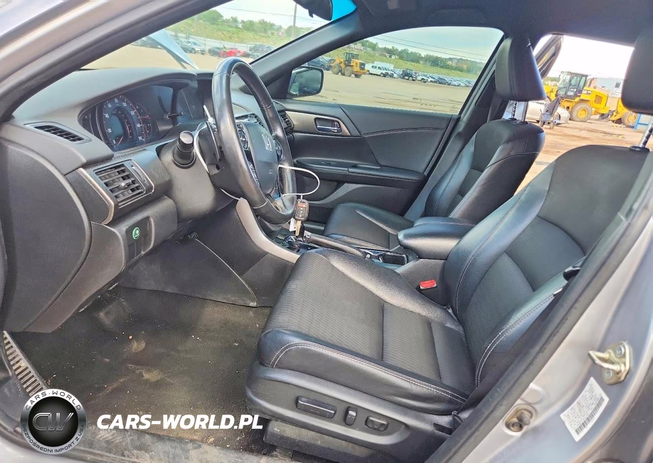 2017 Honda Accord Sport VIN:1HGCR2F52HA210964 - 7