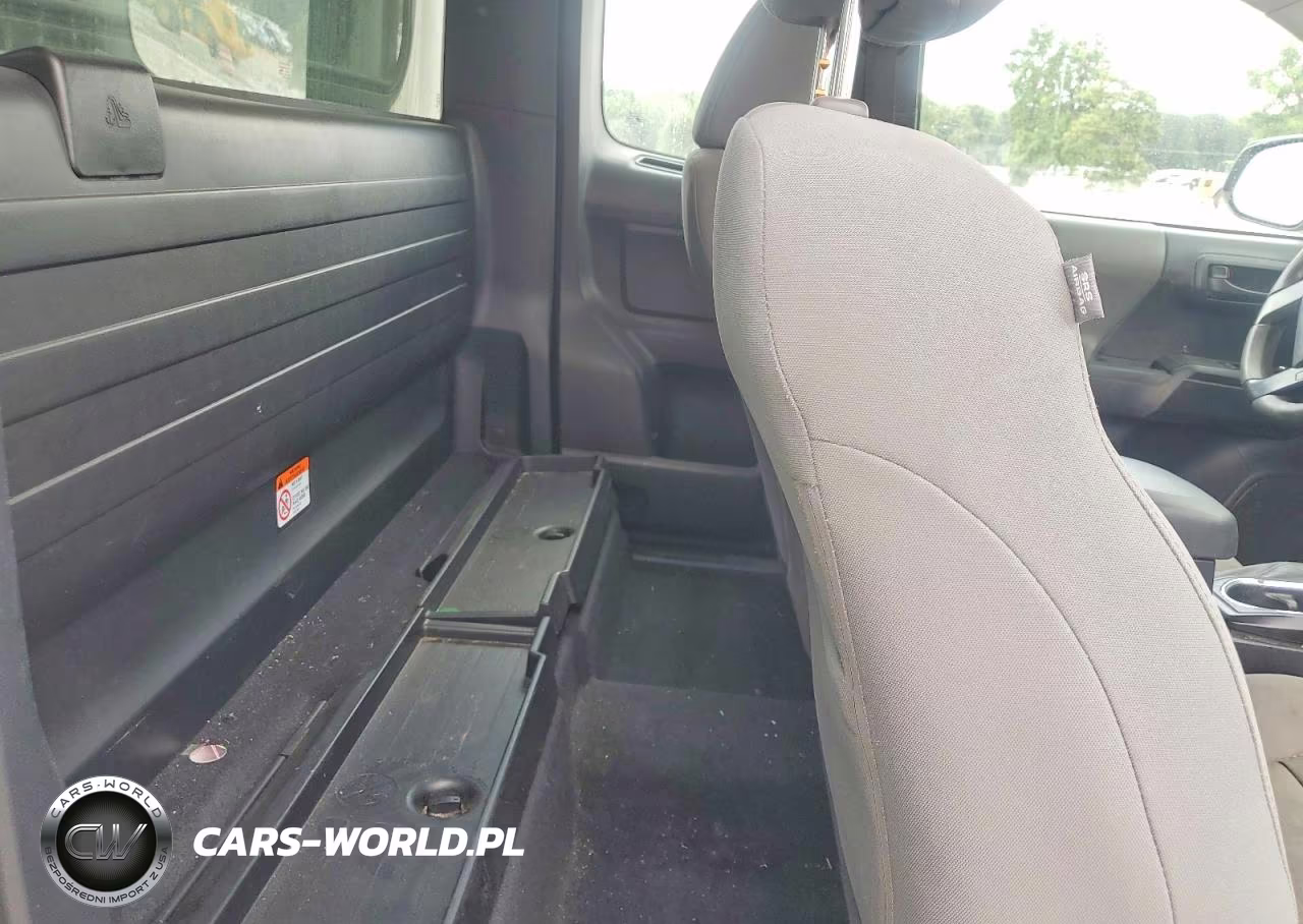 2018 Toyota Tacoma Sr VIN:5TFRX5GN2JX105942 - 10