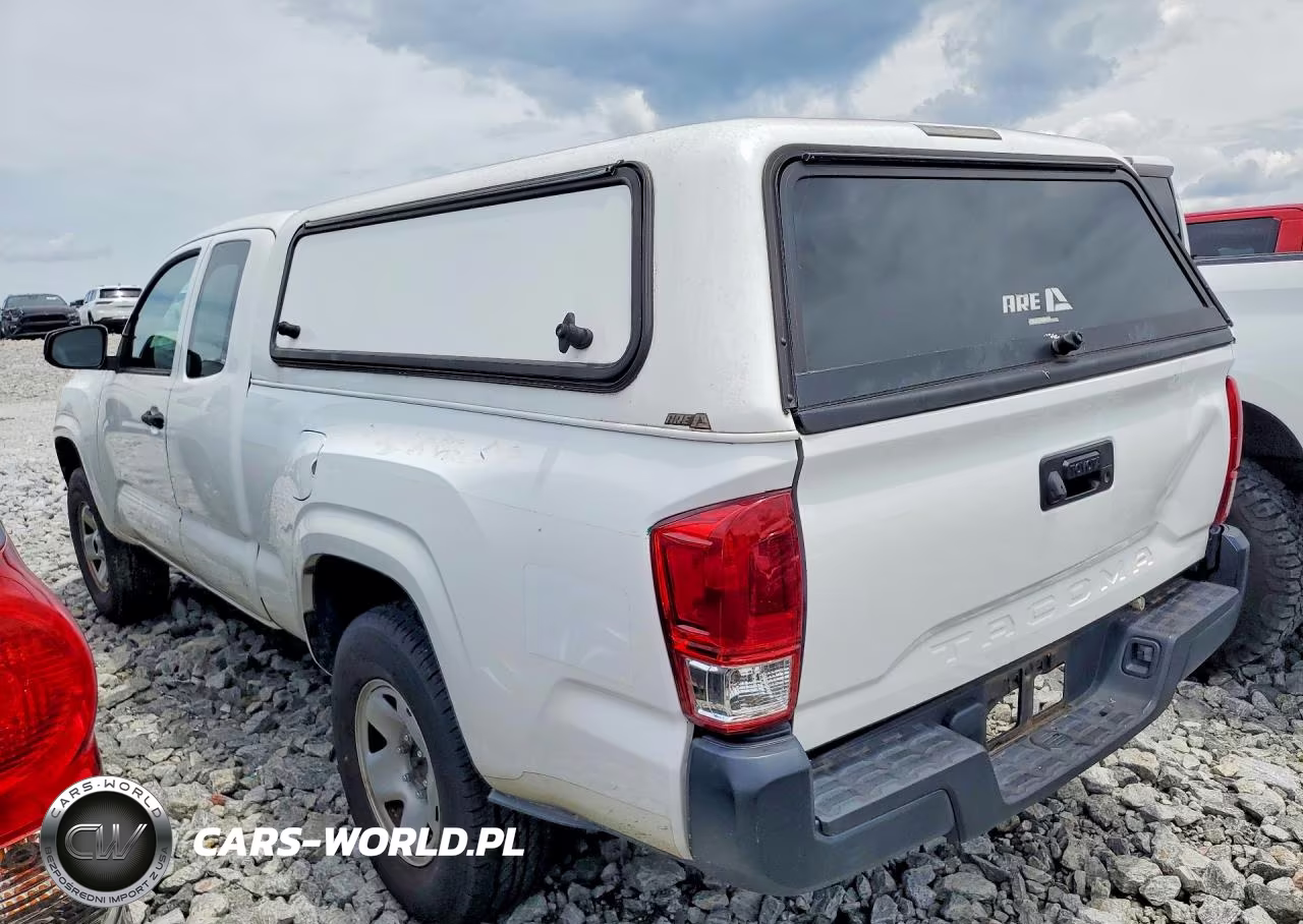 2018 Toyota Tacoma Sr VIN:5TFRX5GN2JX105942 - 2