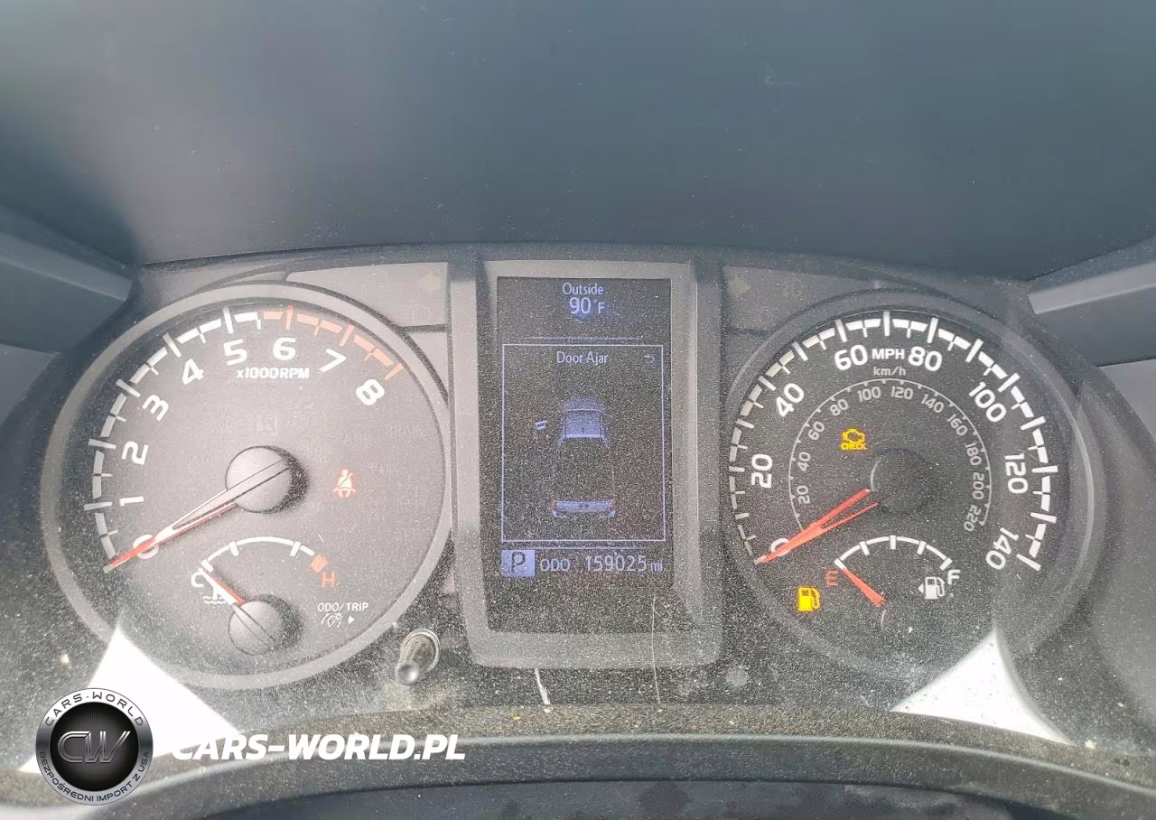 2018 Toyota Tacoma Sr VIN:5TFRX5GN2JX105942 - 9