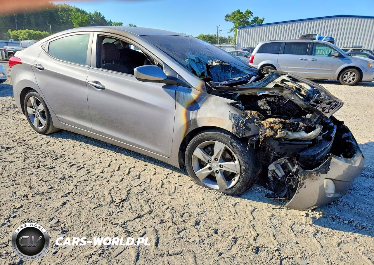 2012 Hyundai Elantra Gls VIN:KMHDH4AE3CU337475 - 4