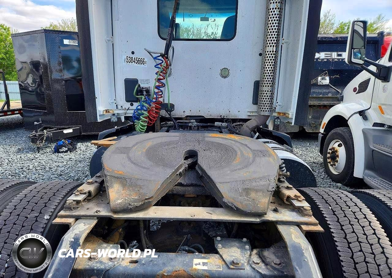 2016 Kenworth Construction T680 VIN:1XKYA48X2GJ496422 - 6