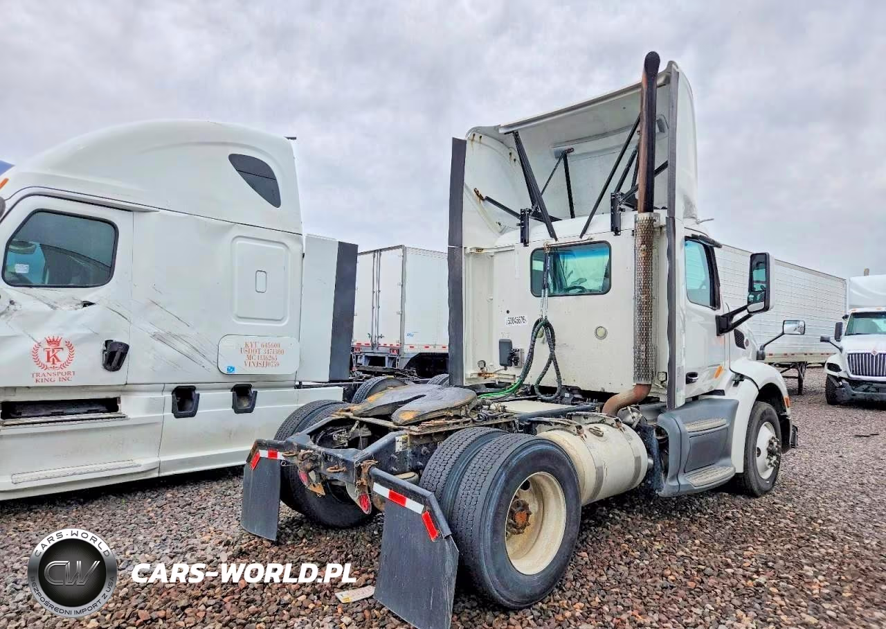 2016 Peterbilt 579 Semi Truck VIN:1XPBA48X8GD339864 - 4