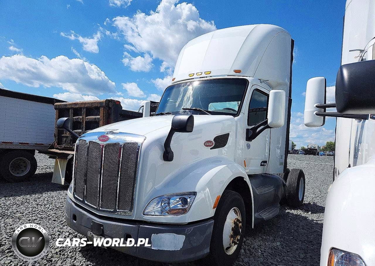 2016 Peterbilt 579 Semi Truck VIN:1XPBA48X6GD339572 - 2
