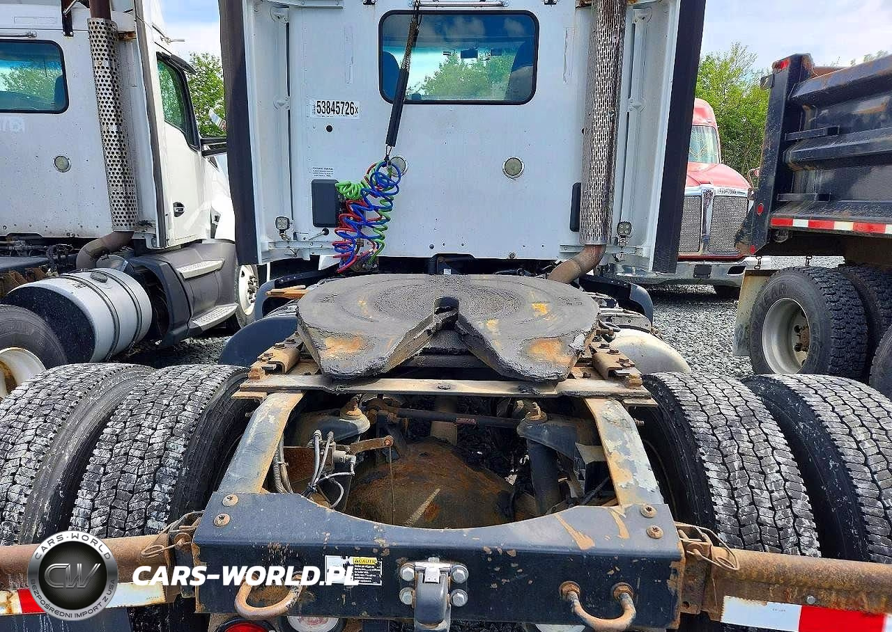 2016 Peterbilt 579 Semi Truck VIN:1XPBA48X6GD339572 - 6