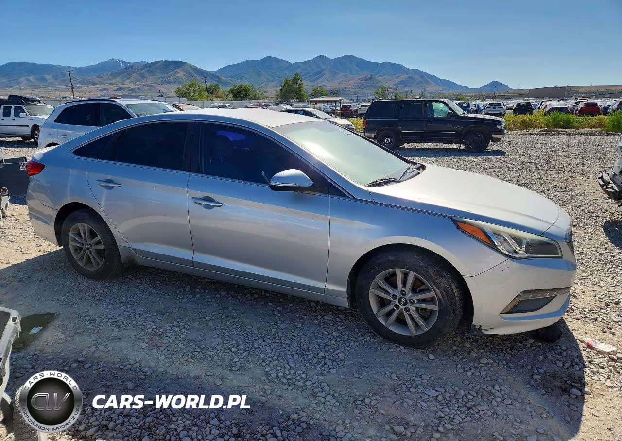2015 Hyundai Sonata Eco VIN:5NPE24AA7FH112367 - 4