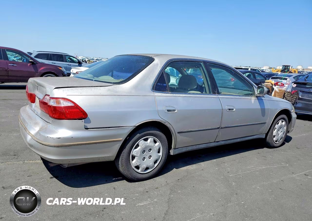 1999 Honda Accord Lx VIN:1HGCG6651XA136769 - 3