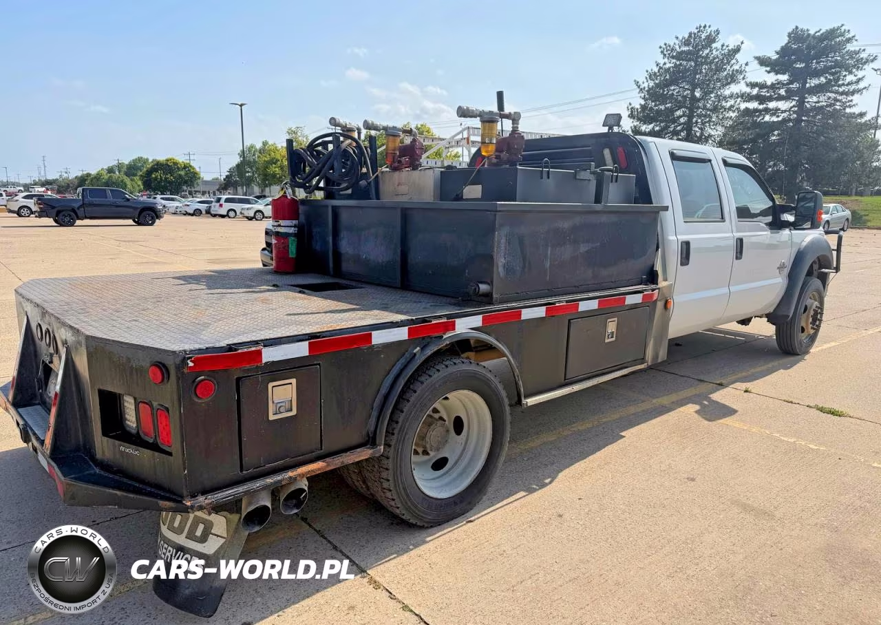 2015 Ford F550 Super Duty VIN:1FD0W5HT8FEA58634 - 4