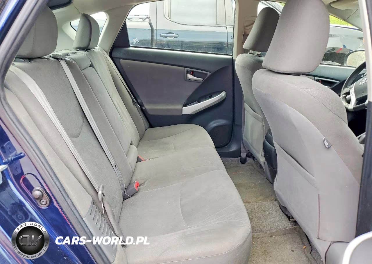2013 Toyota Prius Three VIN:JTDKN3DU9D1726500 - 10