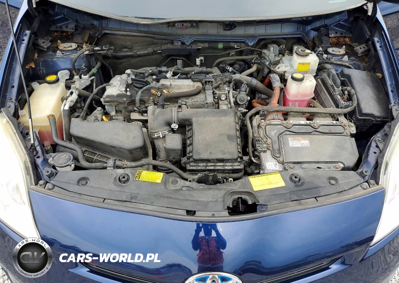 2013 Toyota Prius Three VIN:JTDKN3DU9D1726500 - 11
