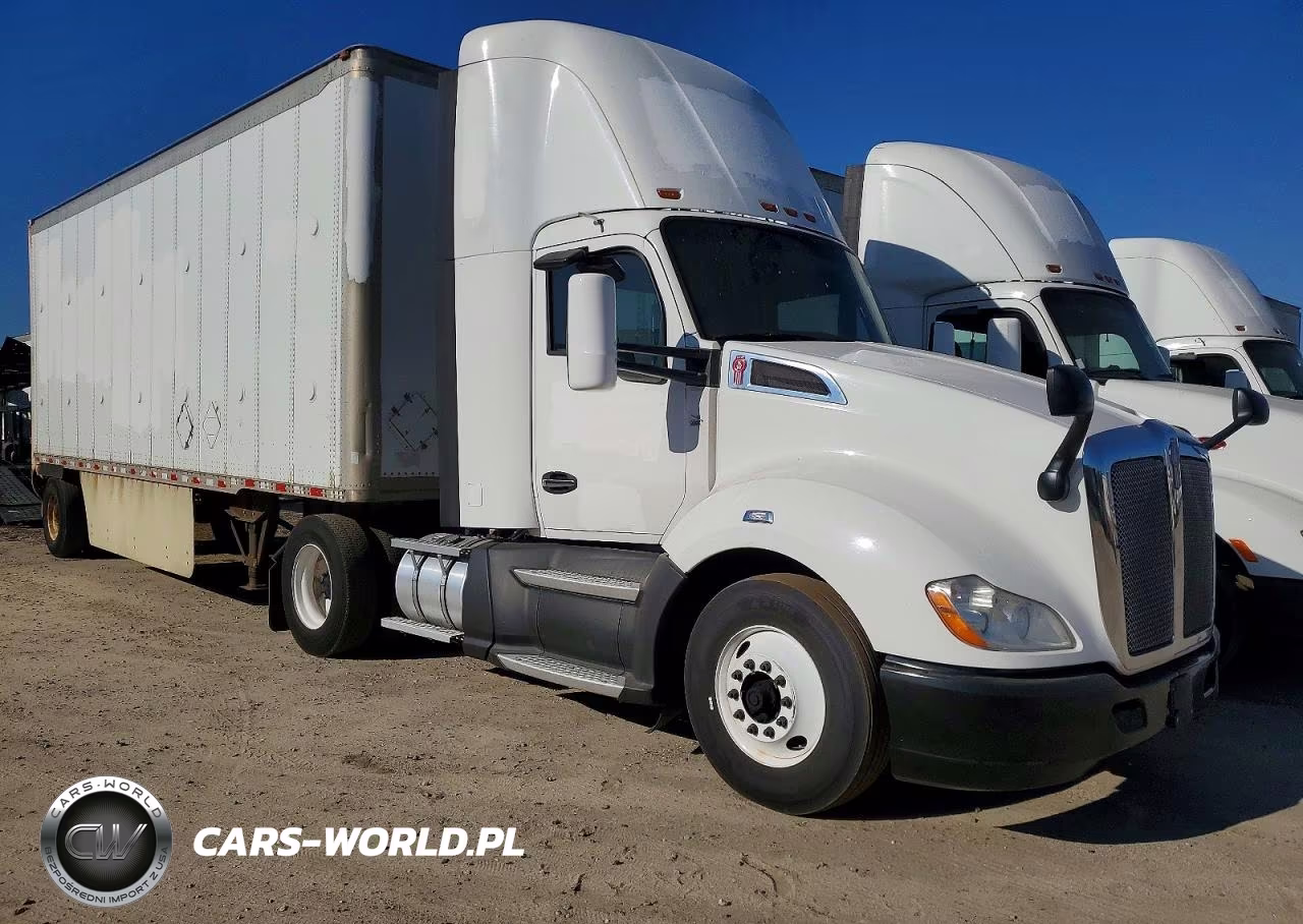 2017 Kenworth Construction T680