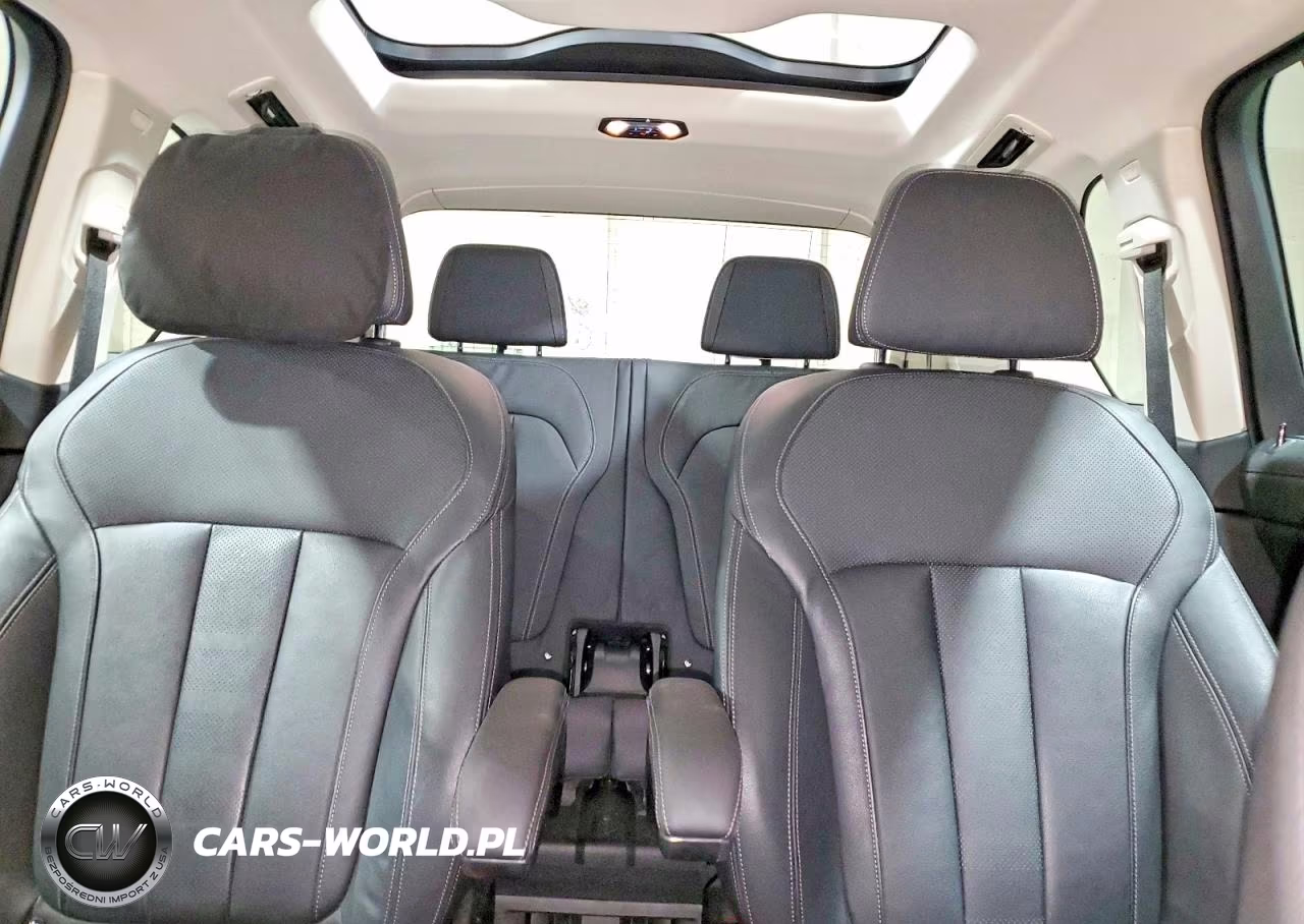 2020 BMW X7 xDrive40I VIN:5UXCW2C04L9C40902 - 10