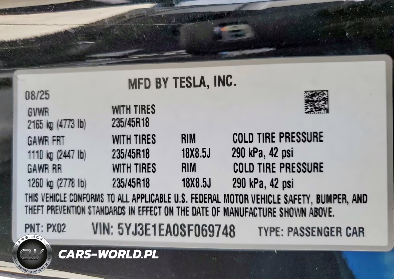 2025 Tesla Model 3 VIN:5YJ3E1EA0SF069748 - 13