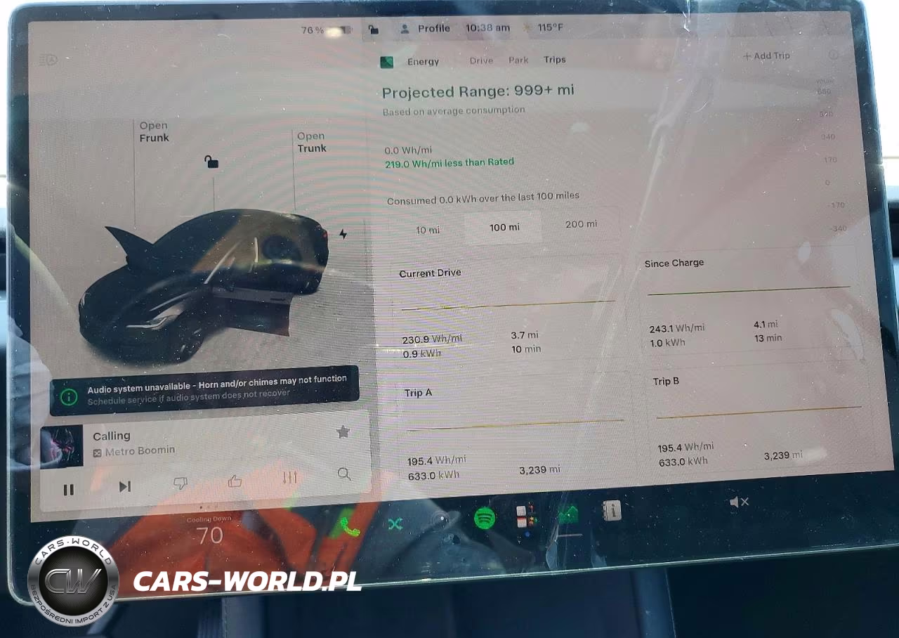 2025 Tesla Model 3 VIN:5YJ3E1EA0SF069748 - 9