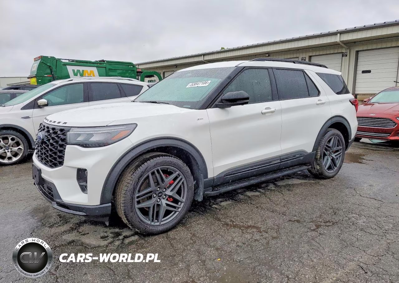 2025 Ford Explorer St-Line