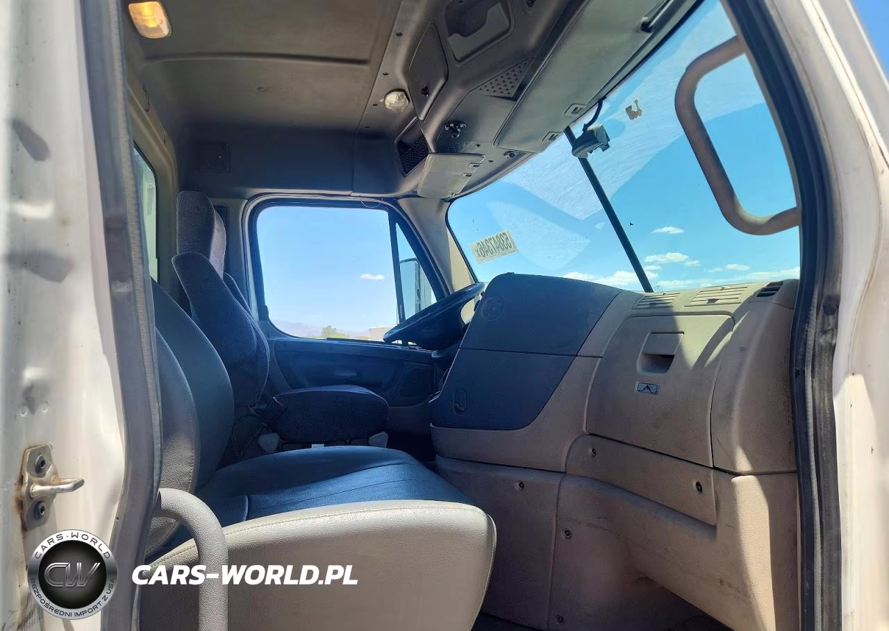 2016 Freightliner Cascadia 125 Semi Truck VIN:1FUBGEDV4GLHC5754 - 5