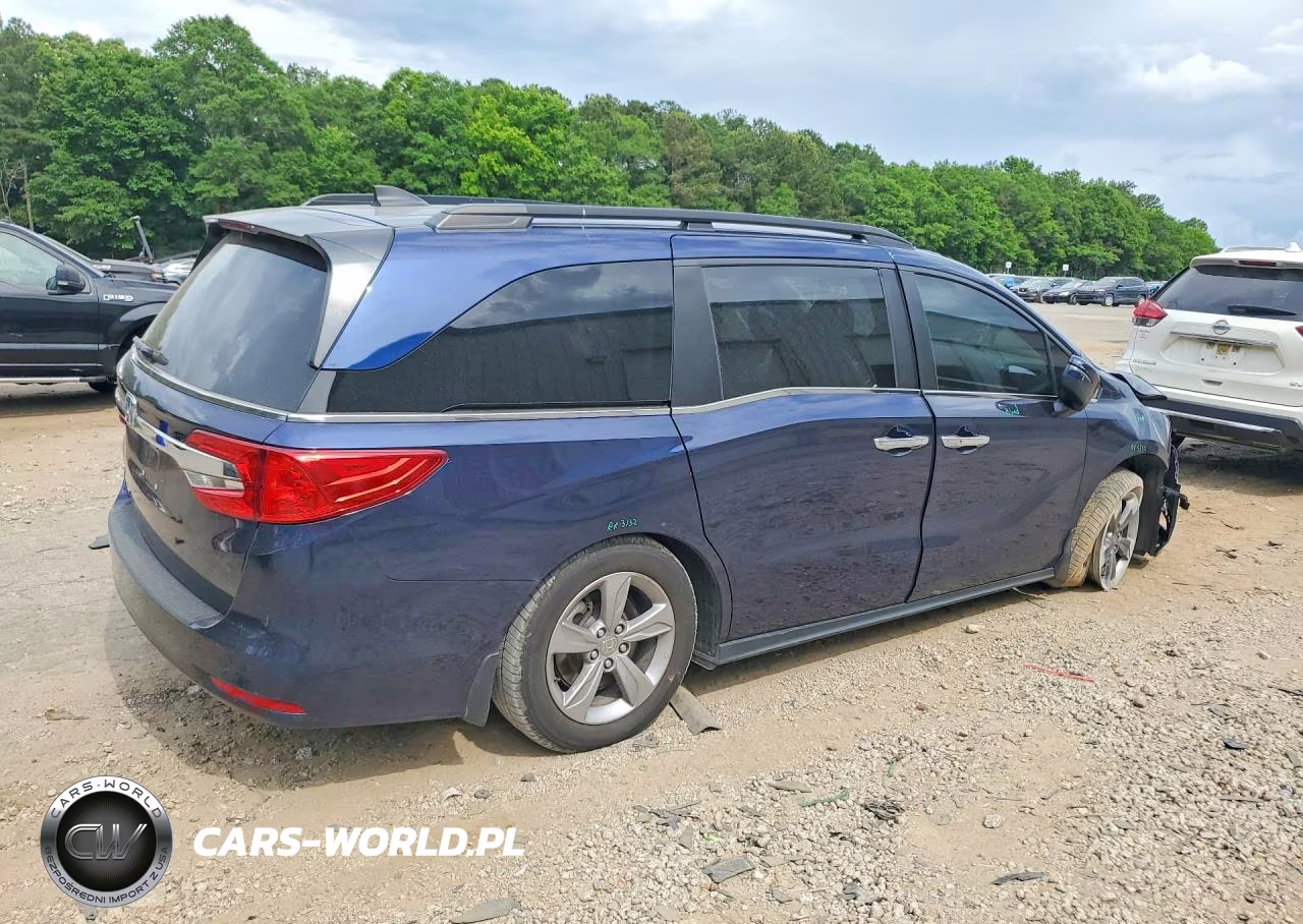 2018 Honda Odyssey Exl VIN:5FNRL6H78JB046262 - 3