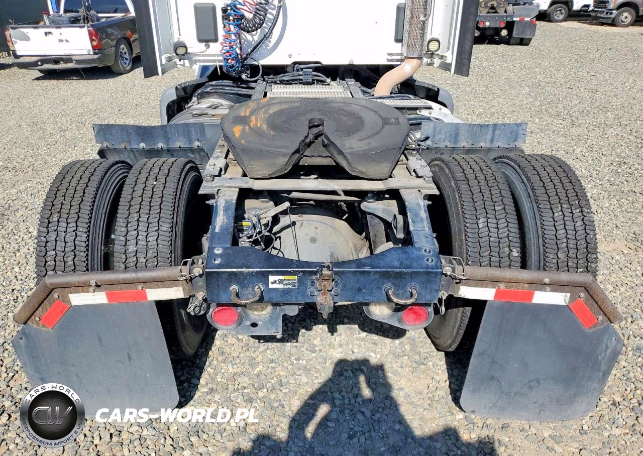2018 Peterbilt 579 VIN:1XPBA48X5JD478146 - 9