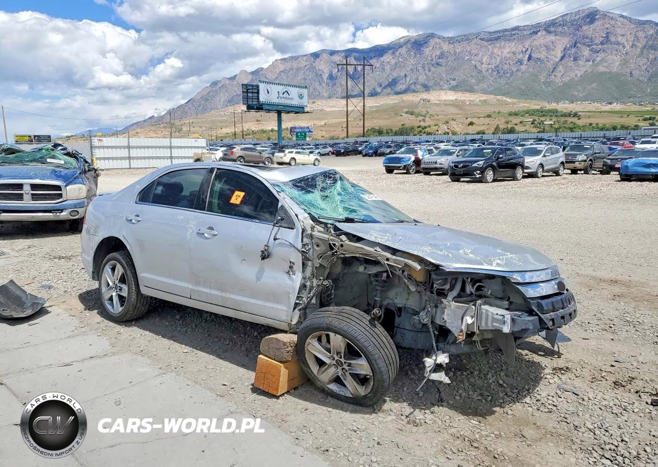 2010 Ford Fusion VIN:3FAHP0HA5AR133307 - 4