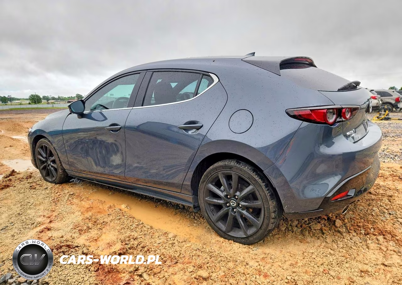 2021 Mazda 3 Premium VIN:JM1BPBML2M1301034 - 2