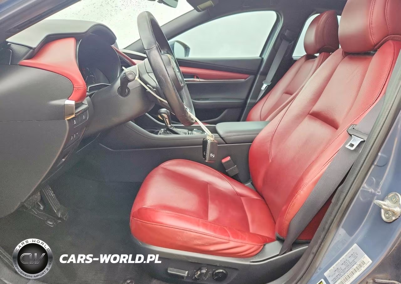 2021 Mazda 3 Premium VIN:JM1BPBML2M1301034 - 7