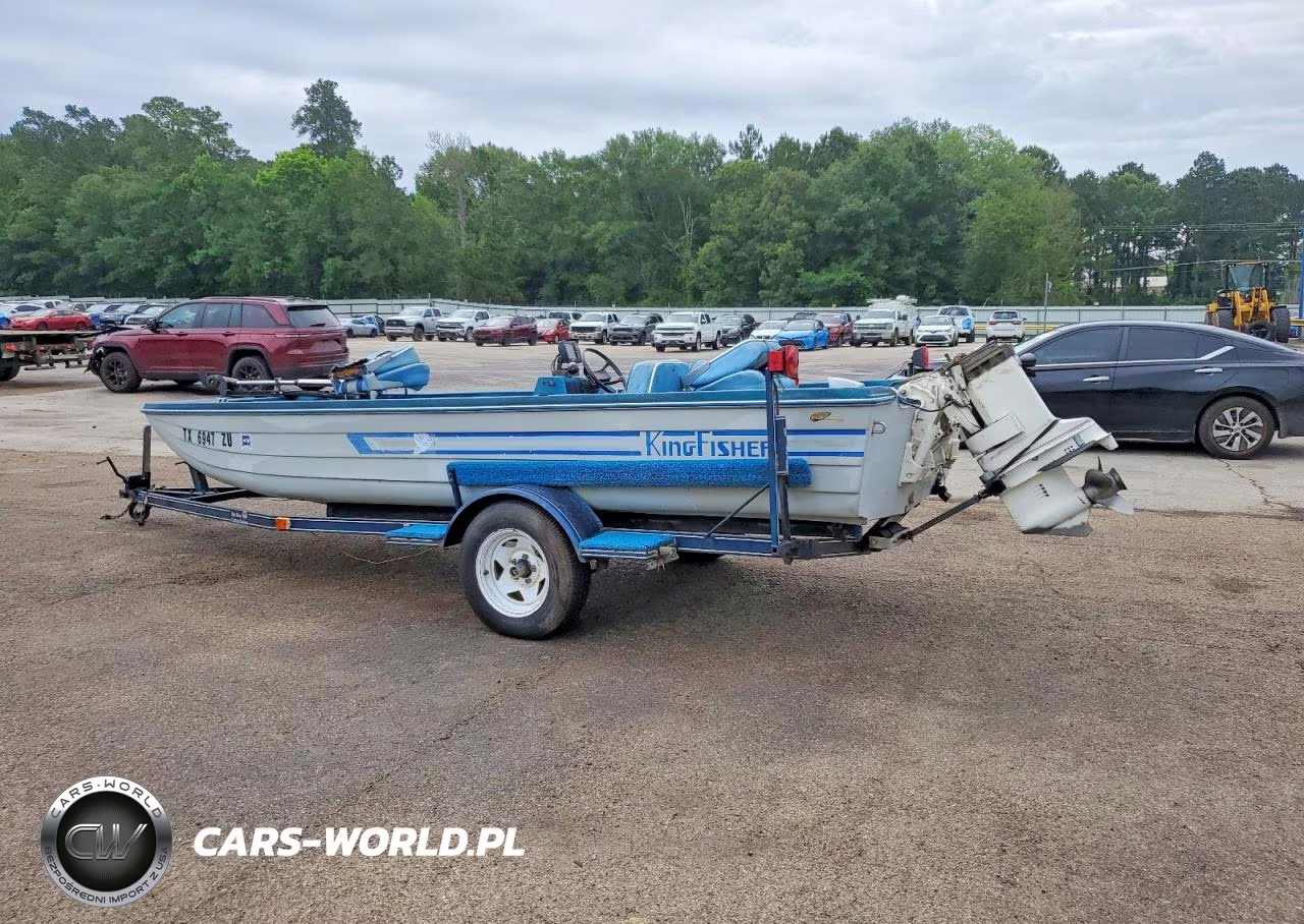 1985 Kingfisher Master Molders Boat VIN:KNG00647B585 - 3