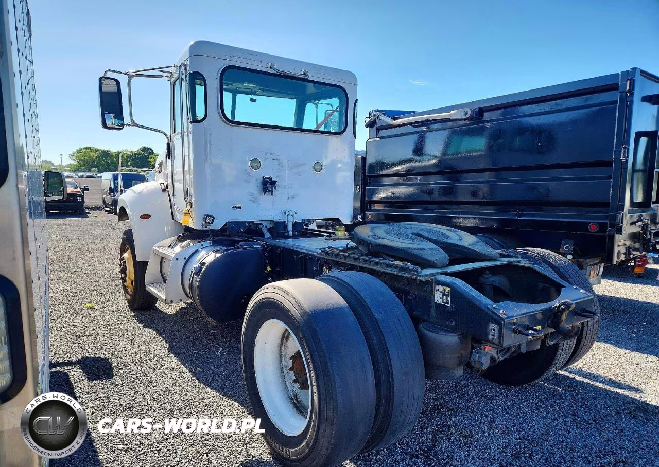 2020 Peterbilt 348 Semi Truck VIN:1XP3AJ8X8LD685412 - 3