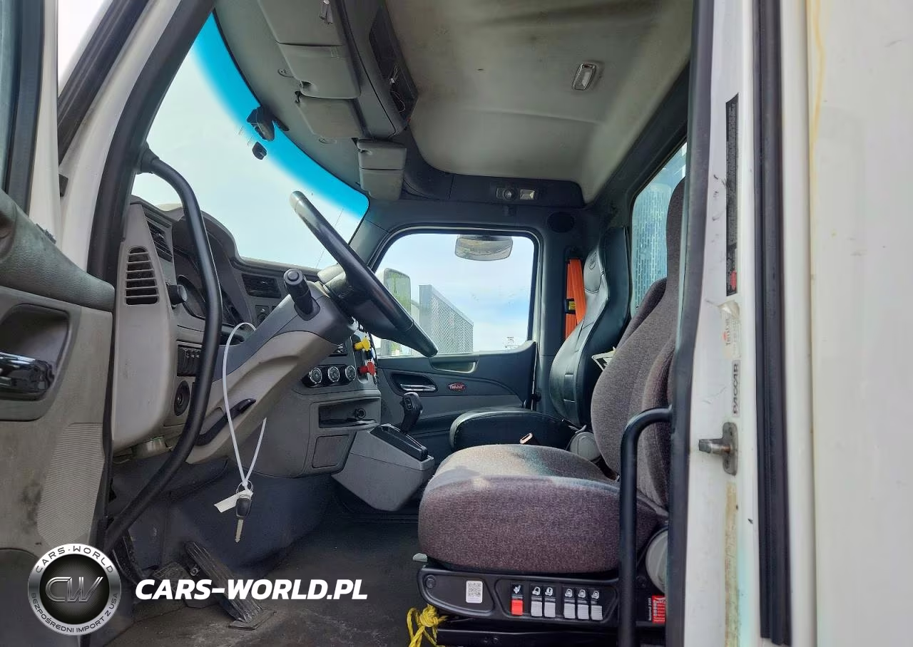 2016 Peterbilt 579 Semi Truck VIN:1XPBA48X0GD339695 - 5