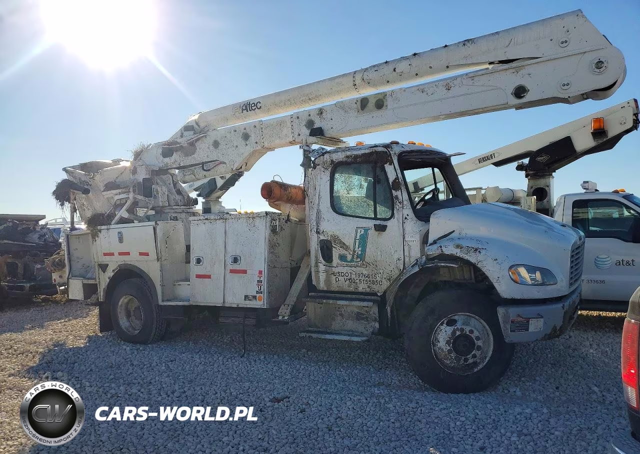 2019 Freightliner M2 106 Med