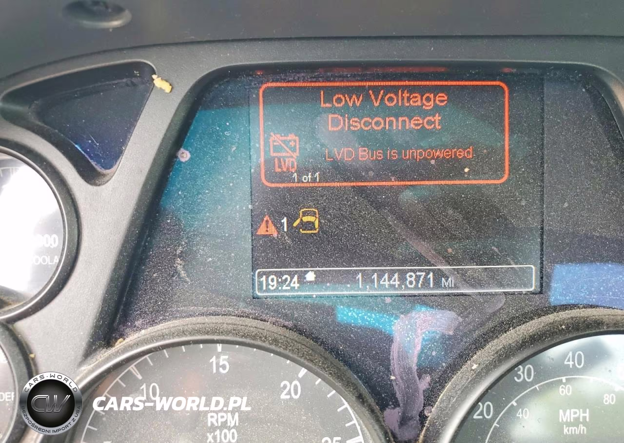 2018 Peterbilt 579 Semi Truck VIN:1XPBA48X8JD478044 - 8