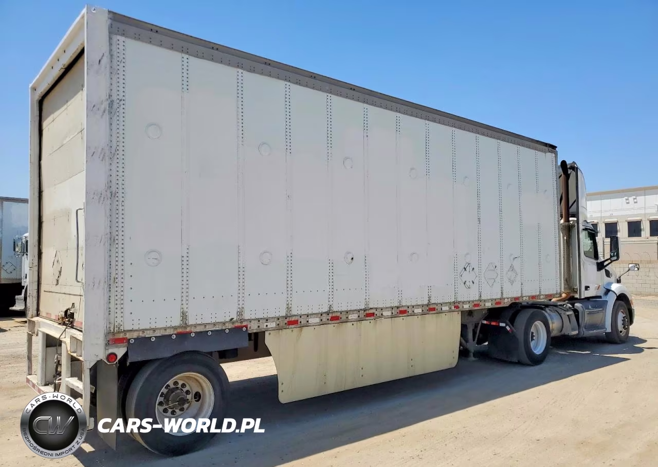 2017 Peterbilt 579 VIN:1XPBA48X1HD428581 - 4