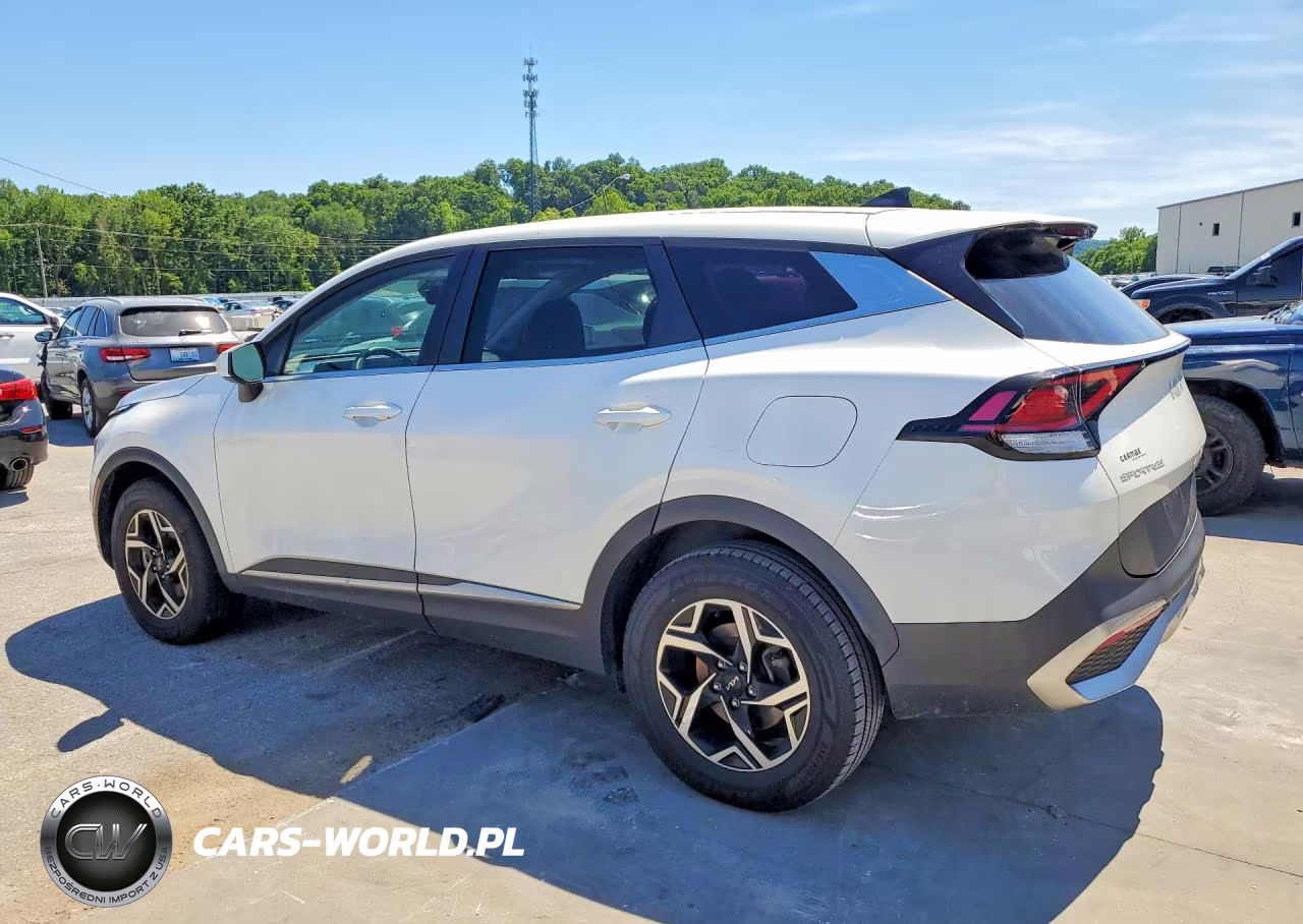 2023 Kia Sportage Lx VIN:KNDPUCAF5P7037585 - 2