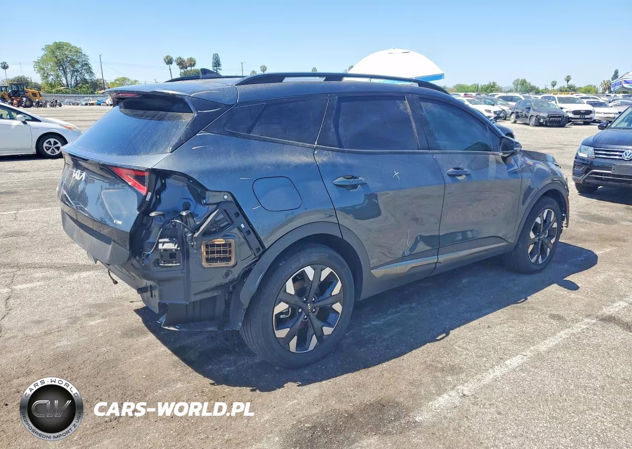 2024 Kia Sportage VIN:KNDPYDDH9R7163457 - 3