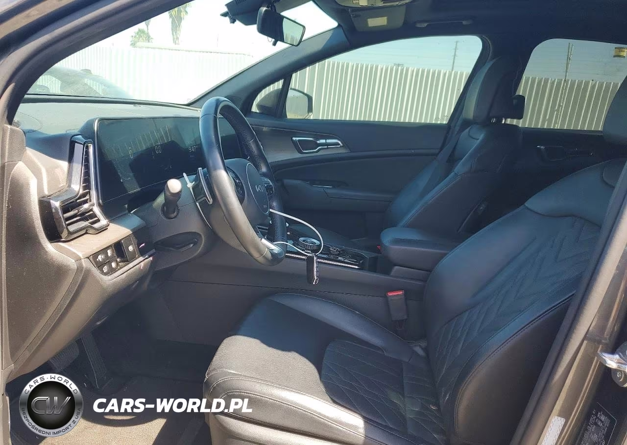 2024 Kia Sportage VIN:KNDPYDDH9R7163457 - 7
