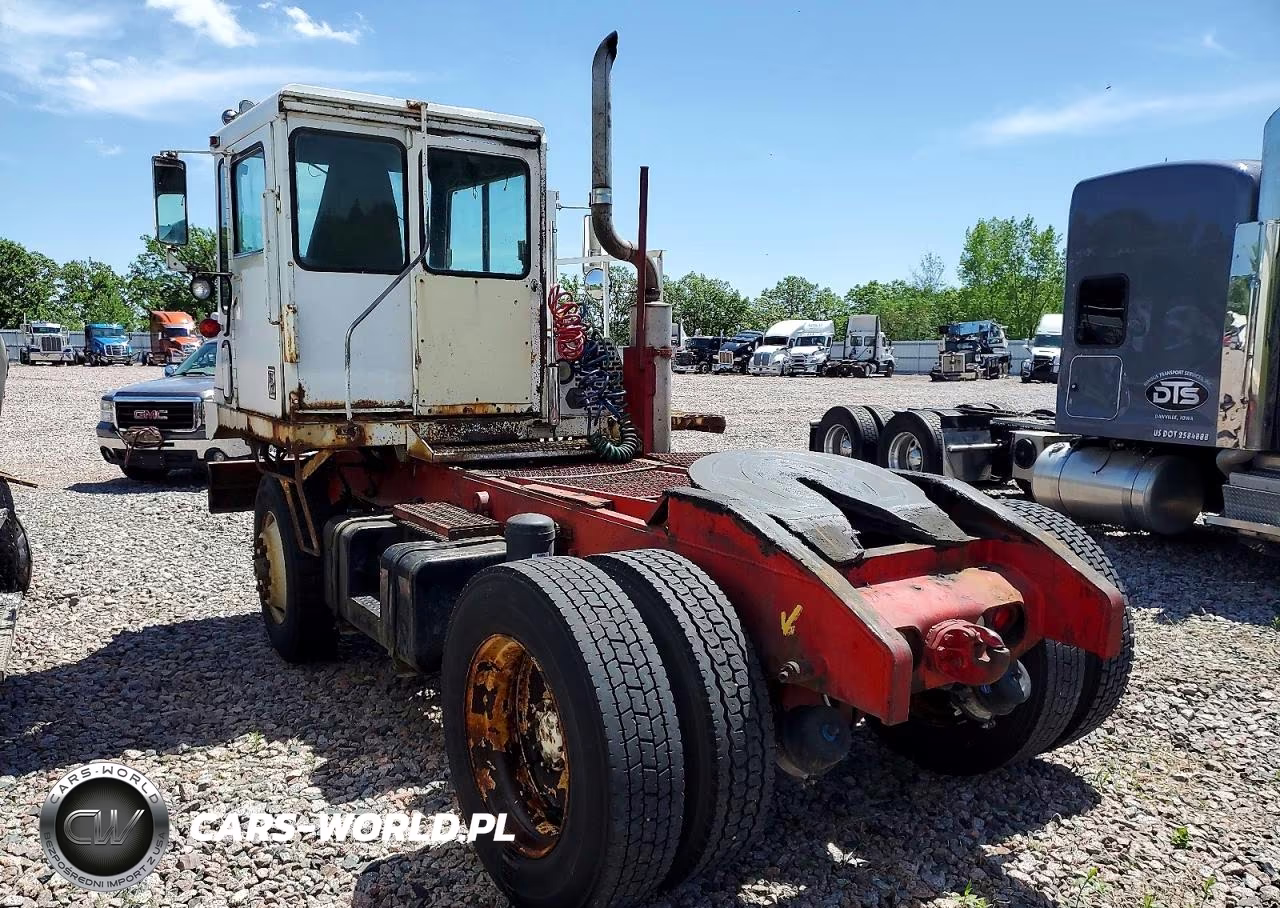 1994 Capacity Tj5000 Yard Truck VIN:6BT50RH50E1217865 - 3