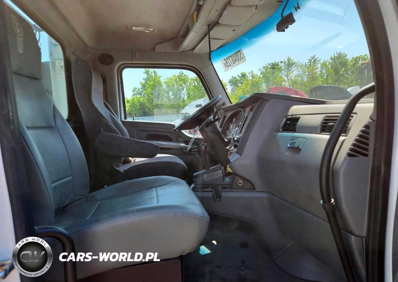 2016 Kenworth T680 Semi Truck VIN:1XKYA48XXGJ496698 - 5