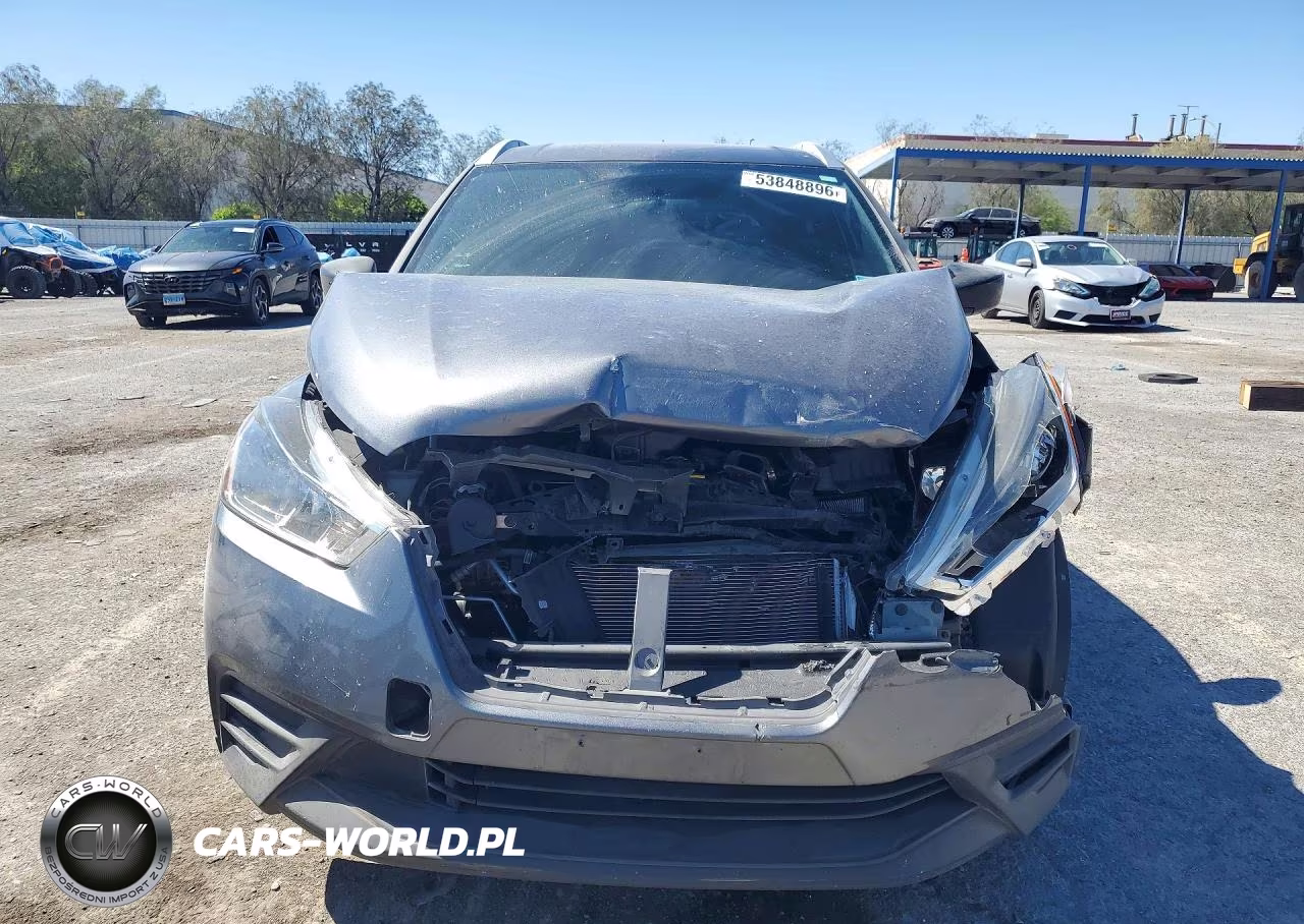 2019 Nissan Kicks S VIN:3N1CP5CU1KL547632 - 5
