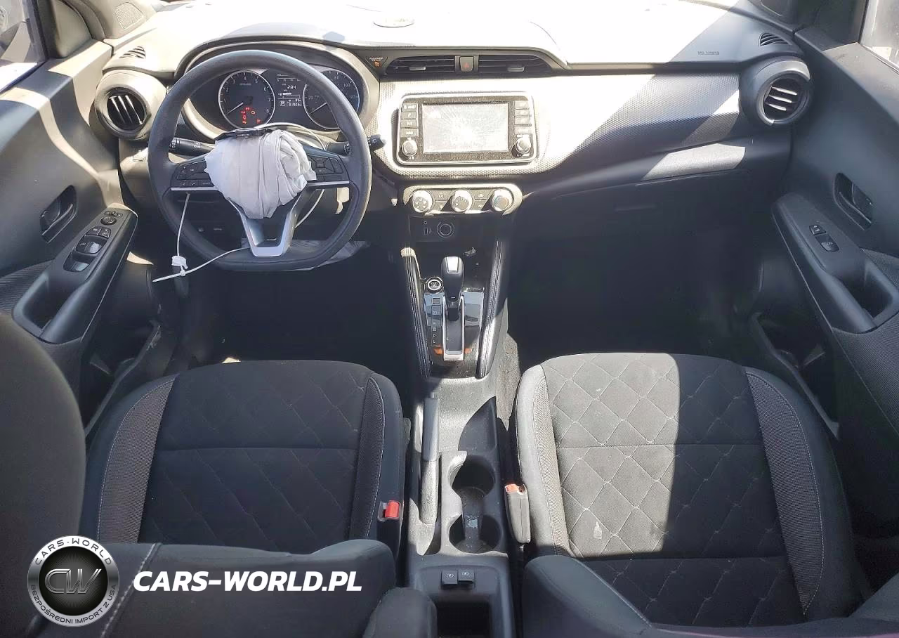 2019 Nissan Kicks S VIN:3N1CP5CU1KL547632 - 8